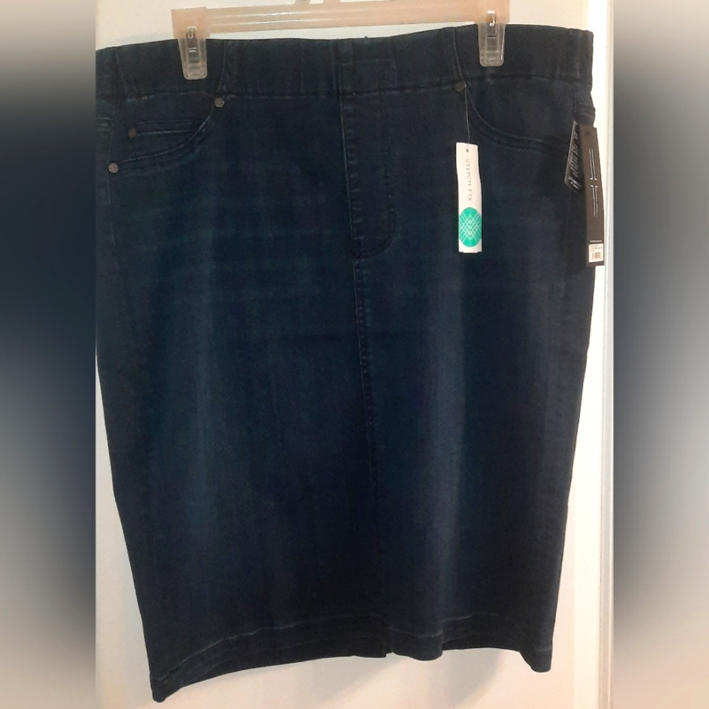Brand new skirt. Size 16W Liverpool brand. Indigo color.